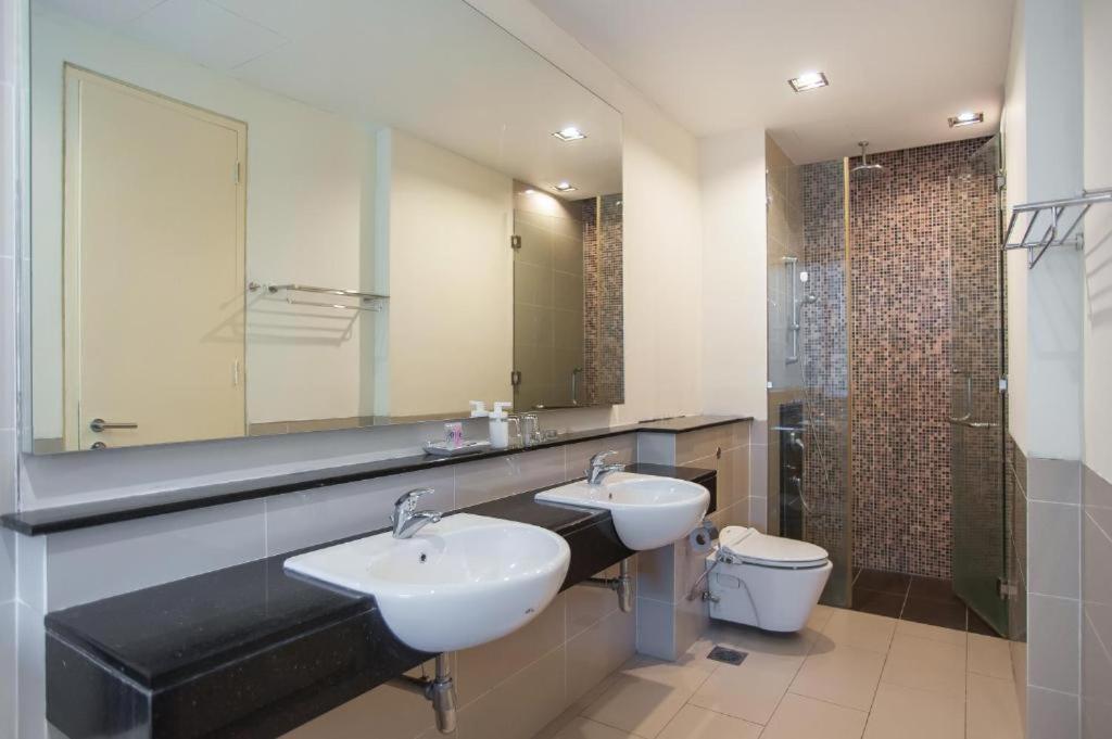 Ss Suites Swiss Garden Residences Куала Лумпур Екстериор снимка